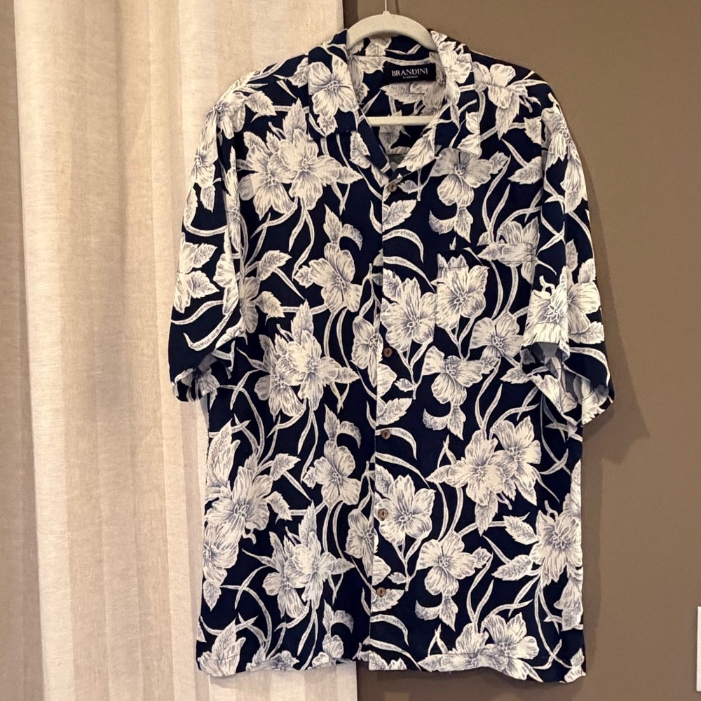 Brandini Men's Tropical Floral Silk Navy & Cream Short Sleeve Shirt, Size Large